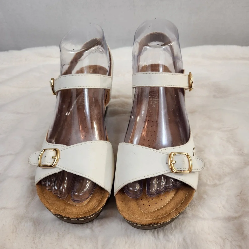 Patrizia Spring Step Women White Wedge Sandals Size 38 Buckle Straps Laser Cut